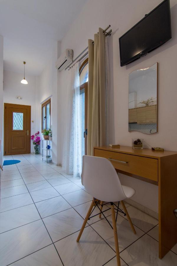 Natsios Apartments Vlachopoulátika المظهر الخارجي الصورة